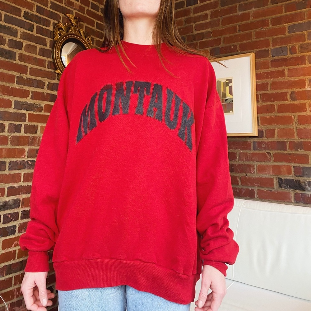 Red Montauk crewneck